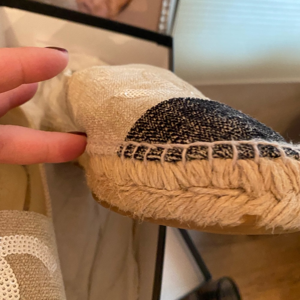 Authentic Chanel Espadrilles - Picture 11 of 15